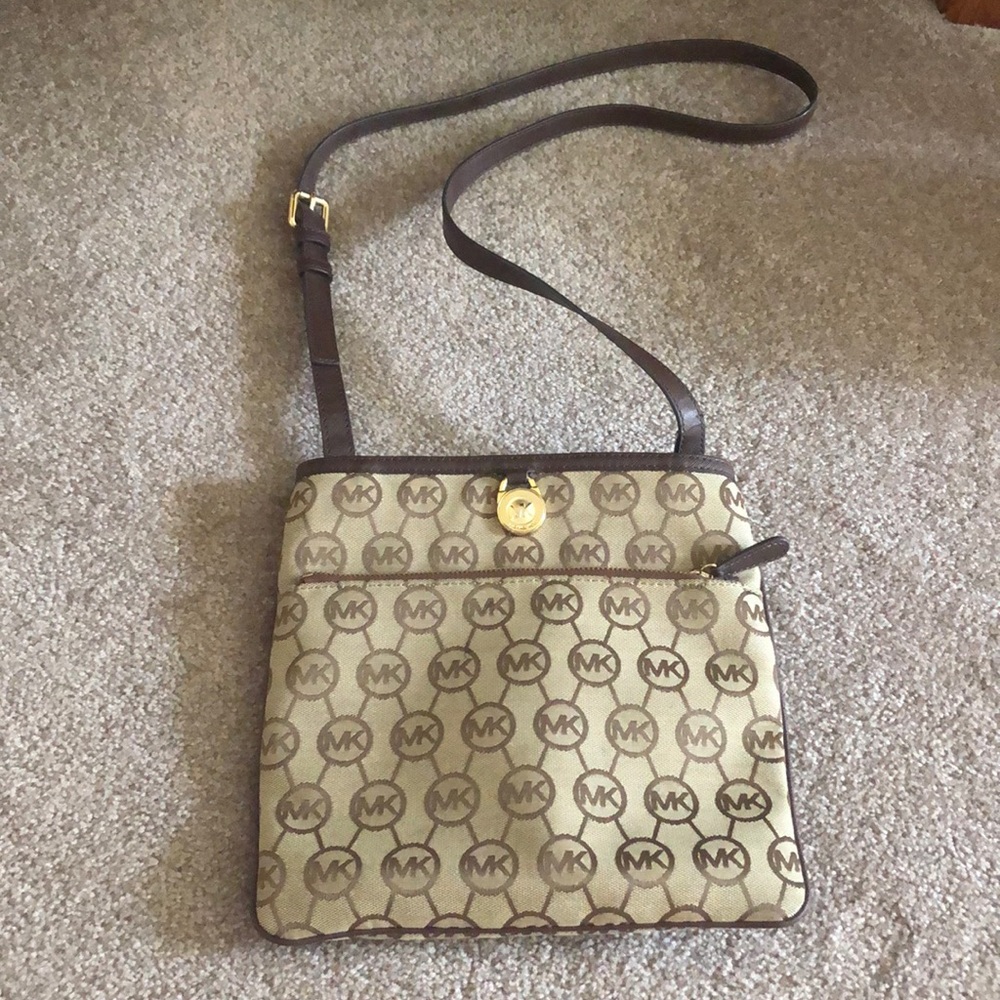 Michael Kors Crossbody Bag